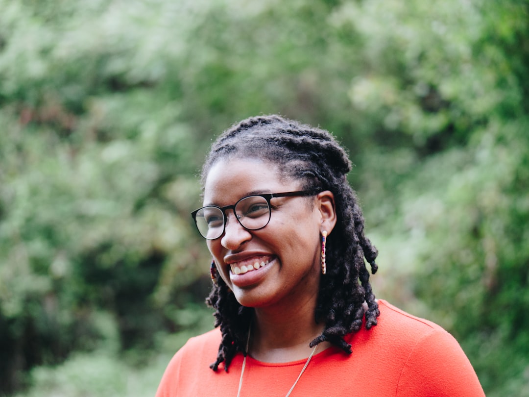 Photo smiling woman